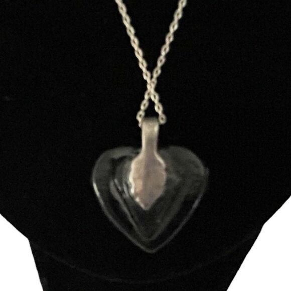Artisan Handmade Glass Heart Necklace - Picture 6 of 7